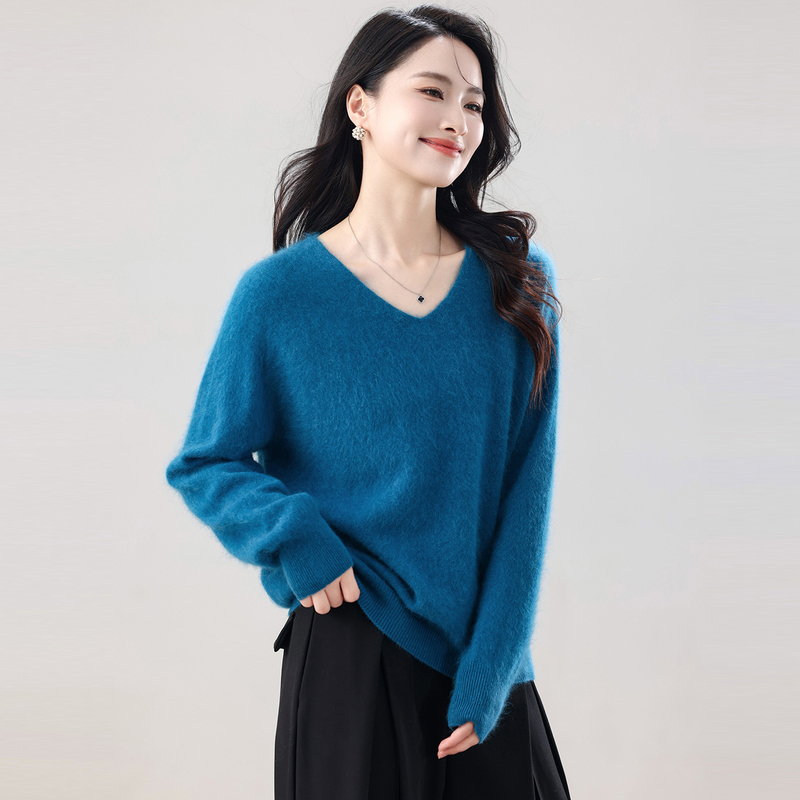 Hengyuanxiang 2025 Autumn and Winter New Versatile 100% Pure Wool Base Layer Top Plus-Size V-Neck Cashmere Sweater for Women