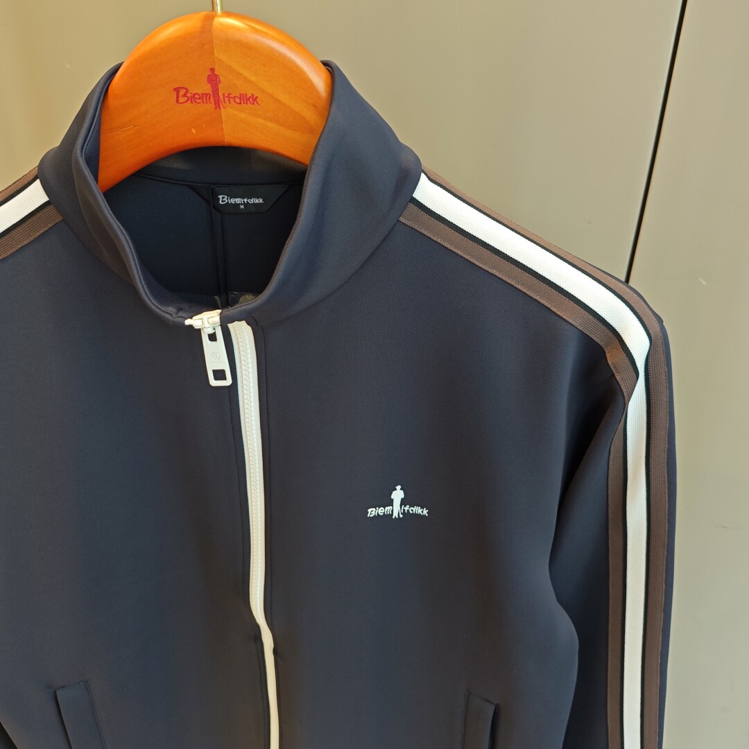 比音正品服饰的LOGO