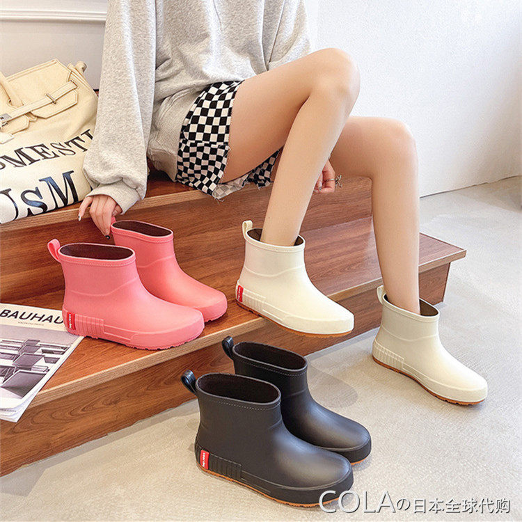 Japanese GP Rain Shoes Women Fashion Outwear Rain Boots Plus Suede Midcylinder Light Waterproof Ladies Water Shoes Non-slip Rubber Shoes
