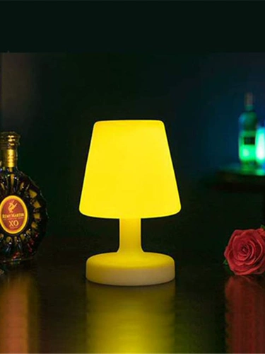 Мультяшная настольная лампа для спальни, атмосферный ночник для гостиной для кровати, США, подарок на день рождения, популярно в интернете