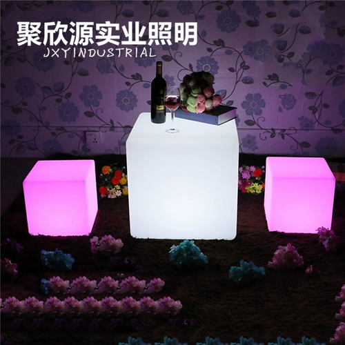 40*40*40 см. Светодиодный кубичный стул стул на открытом воздухе с изменкой