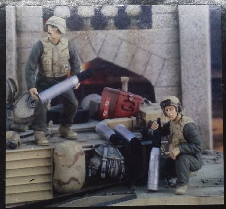 1:35 Resin Soldiers Modern US Military New Pindk Soldiers 2 People-Taobao