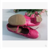 Демисезонные красные туфли, нескользящая танцующая спортивная обувь, мягкая подошва, из натуральной кожи