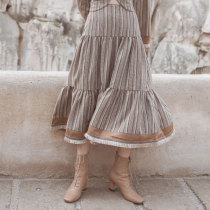 (Depart for wandering) 13plus Wandering Republic and homemade multi-layer high-waisted retro striped skirt