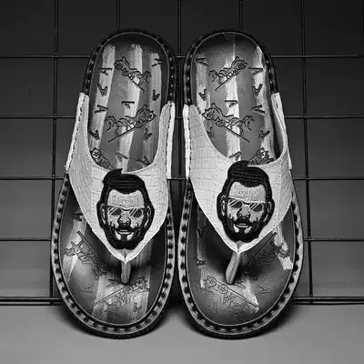 Flip-flops men 2021 new summer Korean trend leather cool drag non-slip soft bottom outdoor wear clip foot sandals