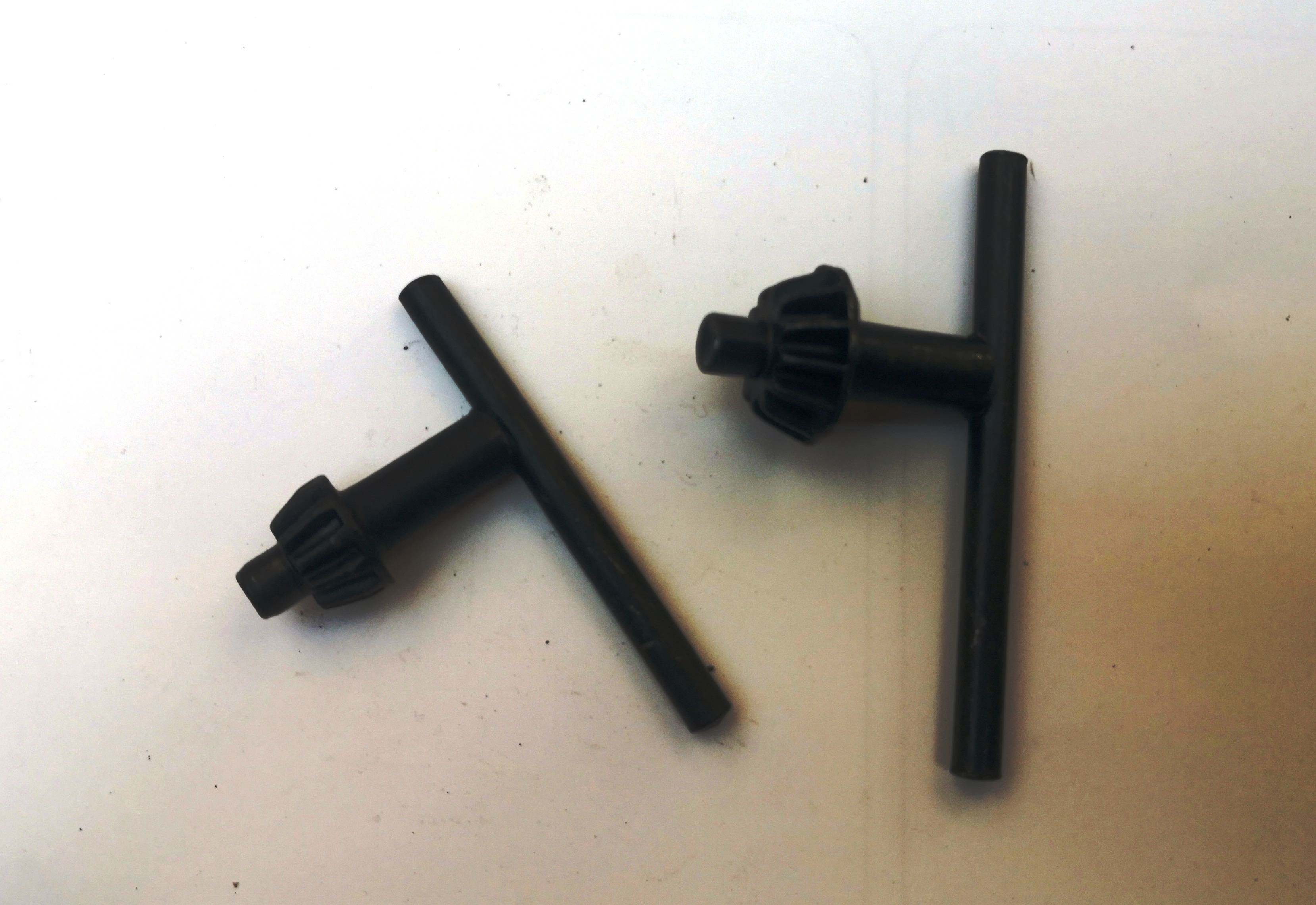 10 10 13mm ferroelectric drill chuck key flashlight drilling rig drill percussion drilling accessories Bailing tool