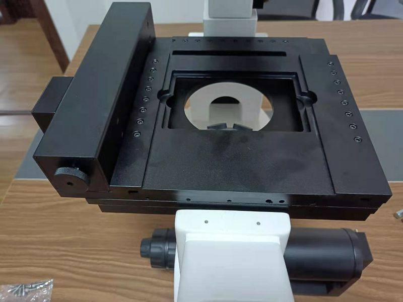 XY-axis motorized moving platform Z-axis motorized focus inverted biological microscope