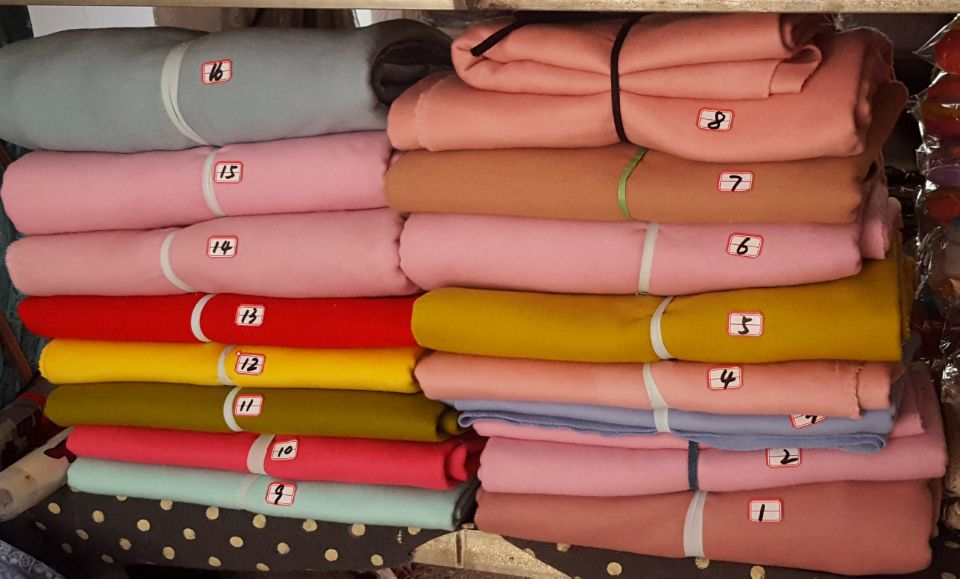 Inventory urgently sell off the shelves clearance processing irregular small double - sided cashmere cloth