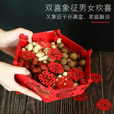 Wedding bride hand throw happy little happy word wedding supplies wedding decoration wedding decoration wedding room decoration sprinkling bed joy stairs joy joy joy