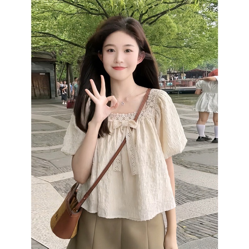 Petite French Lace Chiffon Blouse for Women, Summer High-End Slimming Puff Sleeve Short Top with Unique Design