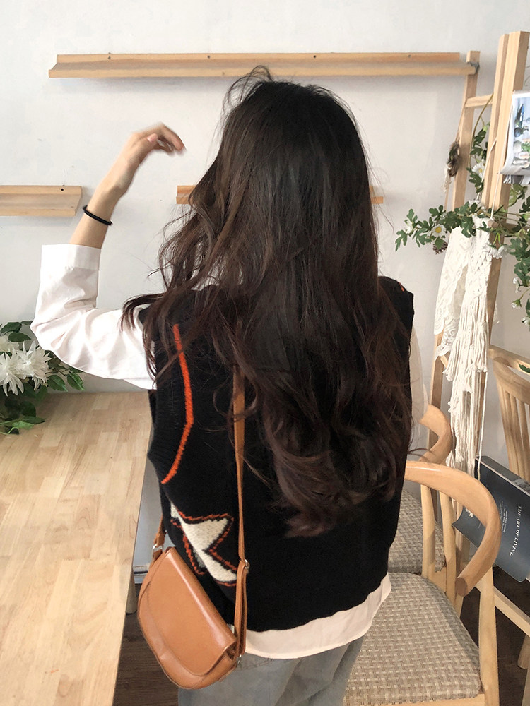 Женская жилетка v领背心针织马甲女秋季新款2025网红爆款叠穿宽松衬衫搭配两件套