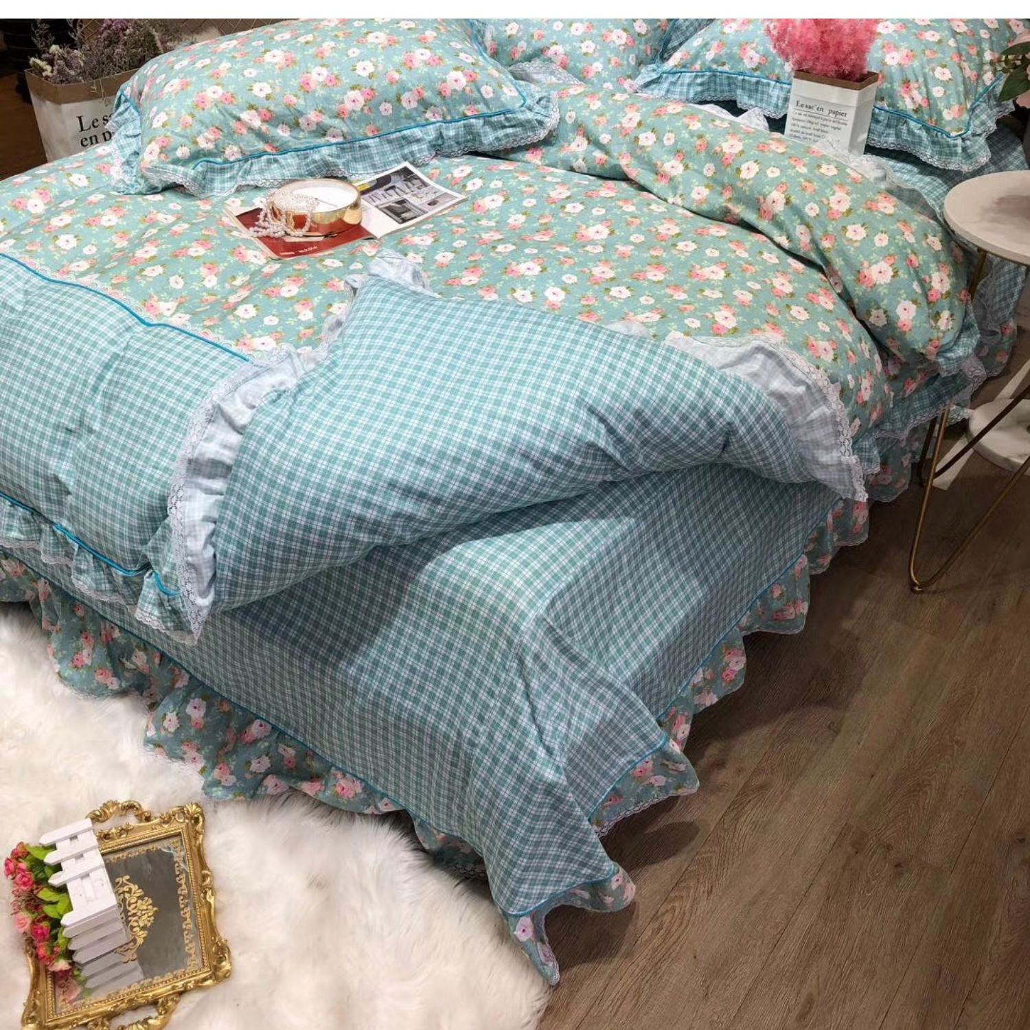 Bông cotton bốn mảnh mùa xuân và mùa hè gió mục vụ hoa nhỏ phiên bản Hàn Quốc với bộ đồ giường ren lưới màu đỏ đoạn 1,8m - Bộ đồ giường bốn mảnh chăn ga gối đệm hanvico giảm giá