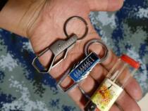 Private custom keychain mens number plate fashion creative simple lettering female car keychain anti-lost pendant