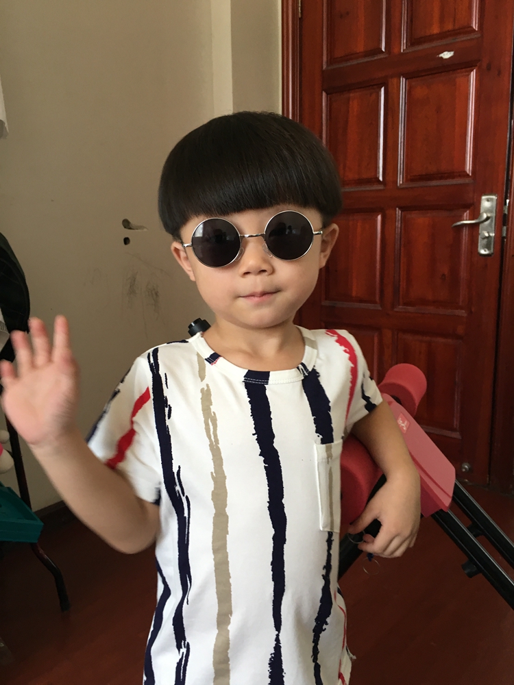 Kính râm tròn retro hộp nhỏ kính râm trẻ em nữ thủy tinh cổ điển 2017 kính nam và nữ Hoàng tử gương kính cận thị kính nam đẹp