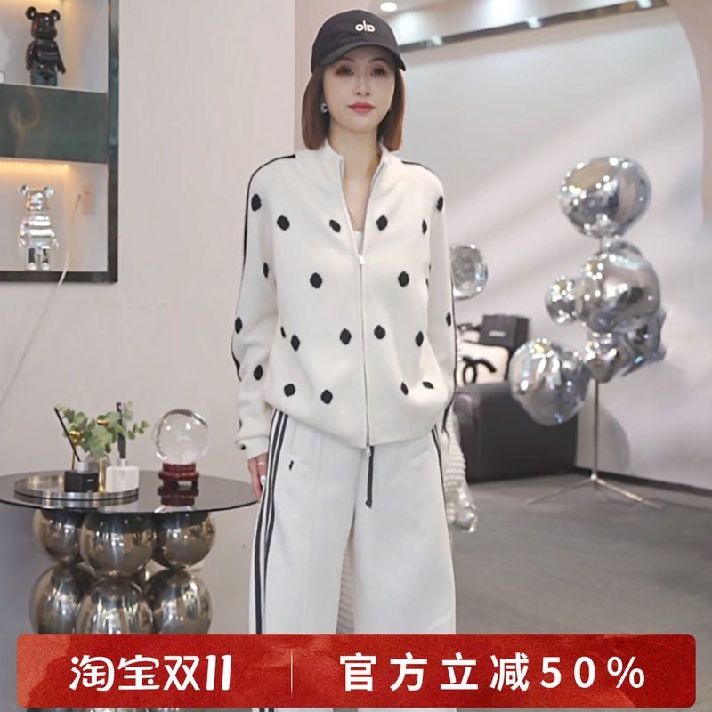 Xivi【Ink Dot Plum Blossom】2026 Autumn/Winter New Fashionable and Elegant Polka Dot Cardigan Sweater S3379