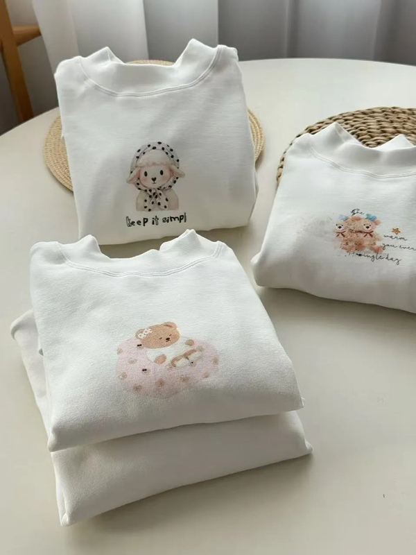 Ngt Brand New Late Autumn Girls' Thin Cotton Versatile Base Shirt (96% Cotton, Not Very Thick)