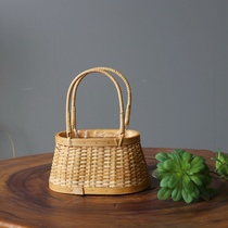 Pastoral series hand-held flower baskets rattan baskets hand-woven flower baskets gift baskets