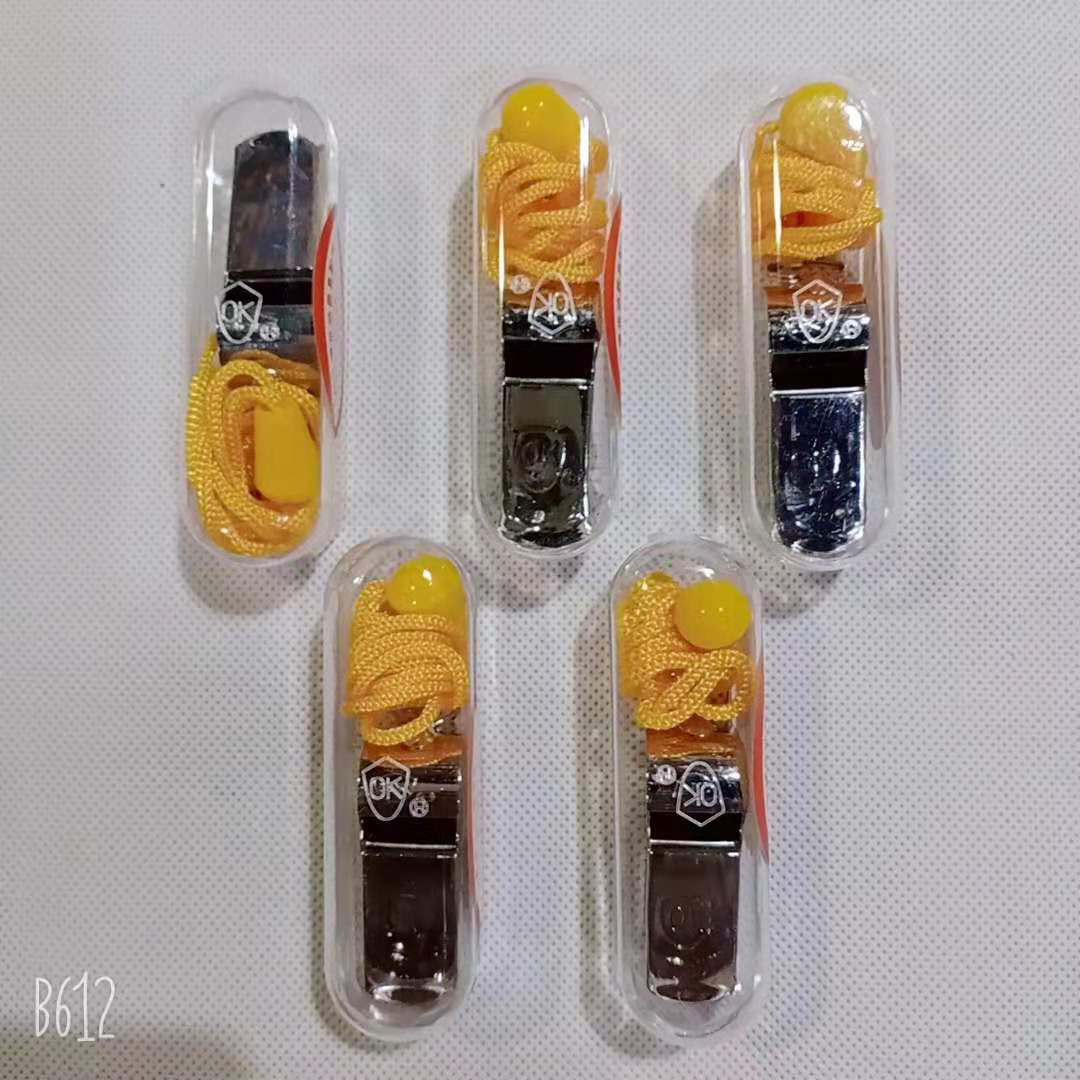 OK Cards Brass Whistles Referee Coaching Metal Middle Whistle Basketball Football Field Sports Traffic