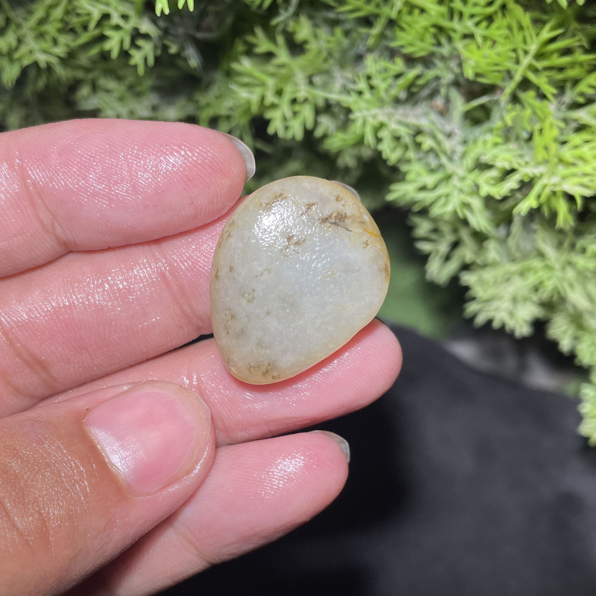 本玉　新疆産和田玉　原石　中国玉　ネックレス　璞玉　鉱物標本　天然石　硬玉　籽料 本玉 新疆産和田玉 原石 中国玉 ネックレス 璞玉 鉱物標本