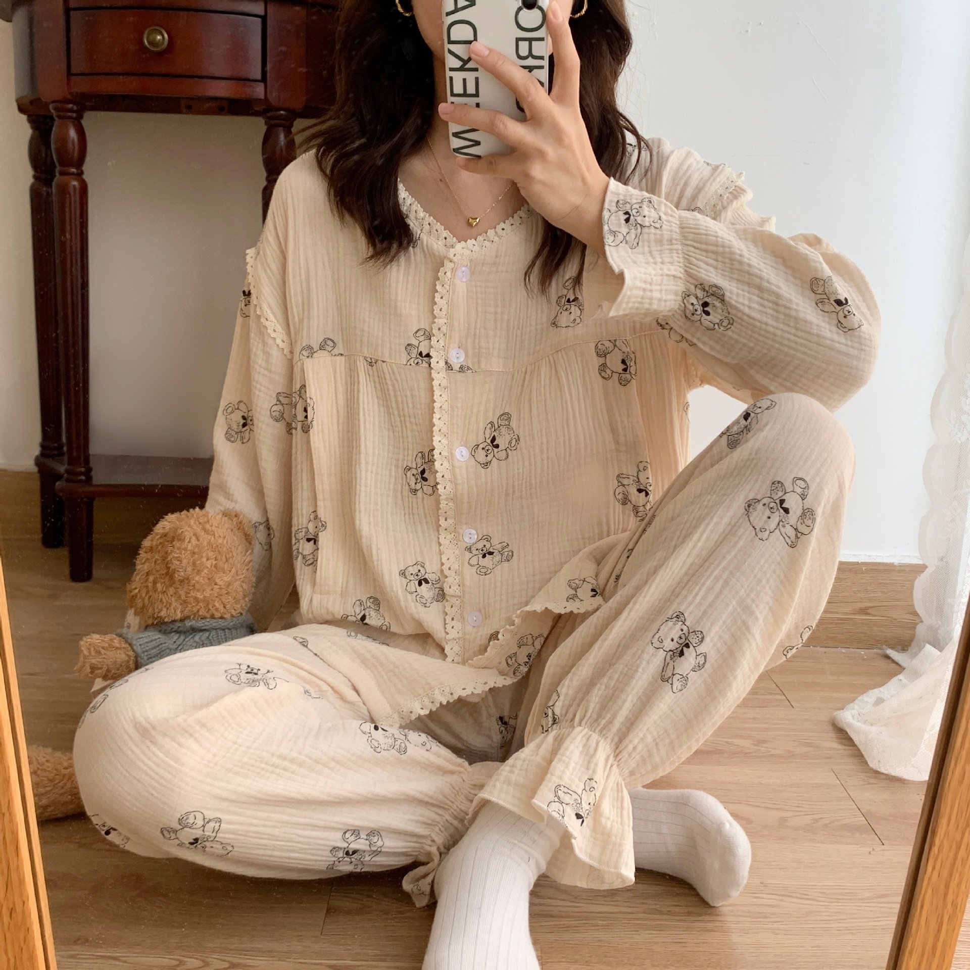 5 pure cotton cloth for 4 months in spring autumn and autumn with sweat and nursing pyjamas in summer pregnant women with postnatal breastfeeding women's home clothes