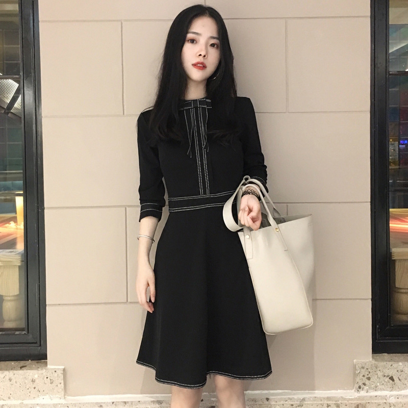 2018春季新款女装复古蝴蝶结赫本小黑裙长袖韩版修身显瘦连衣裙子