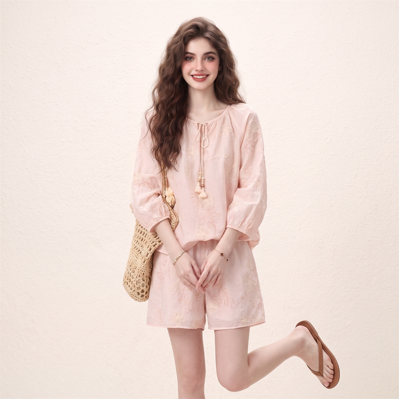 Morin Cornus Powder New Chinese Style Puff Sleeve Top and Shorts Set for Women, Summer 2026 New Playful Two-Piece Set