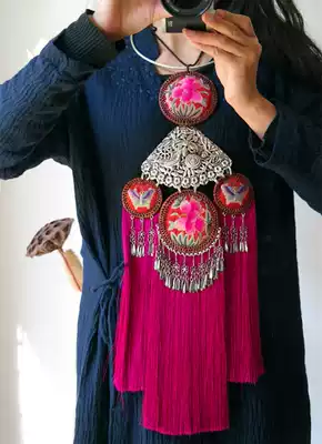 Old embroidery home rattan ornaments ethnic collection can be framed by yourself