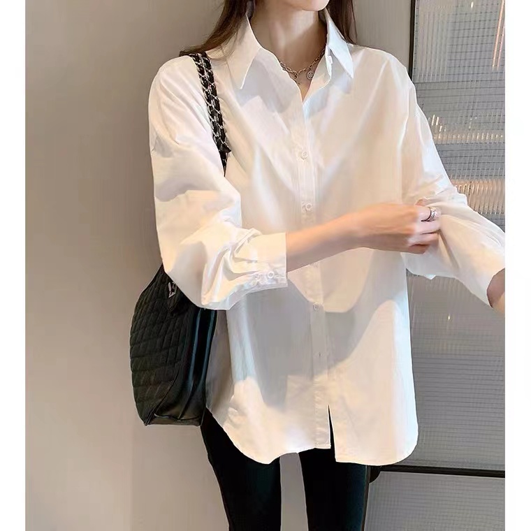 白シャツの女性の純粋な綿の新しい春と秋のデザインニッチ西洋スタイルの女性のトップス多用途カジュアル白シャツ秋