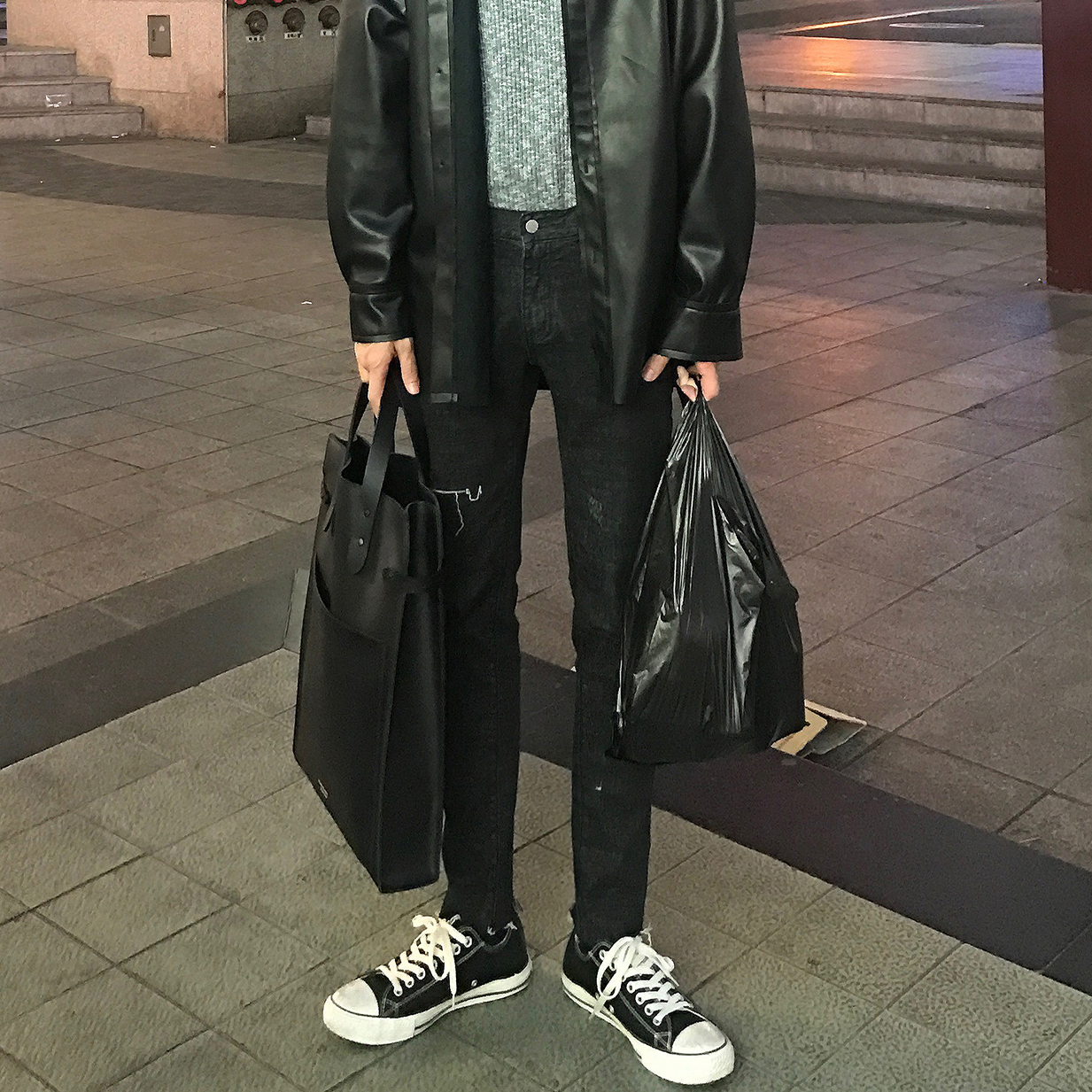 CCJE／自制推荐 “割破不破” 炒鸡好搭配的复古黑灰色小脚牛仔裤
