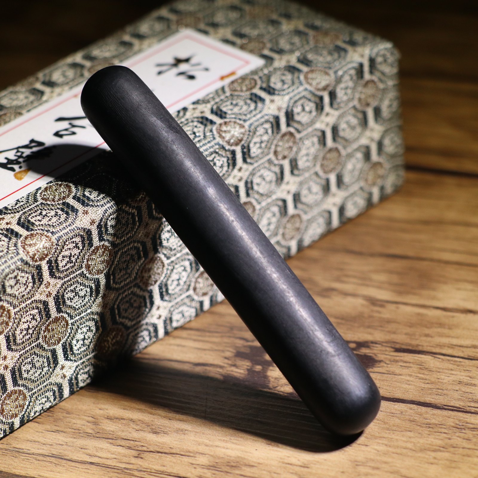 Pine oil combination Shed roof Pine smoke and Tong oil smoke combined smoke Hui Ink Self-made calligraphy Calligraphy and painting Four treasures of the Wenfang Pen and ink paper Inkstone