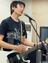 New pants Peng Lei North Sea monster xMAGICBUS Prince concert T-shirt new