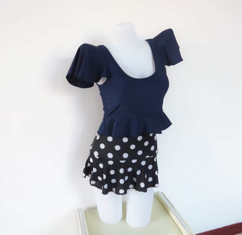 Áo tắm mùa xuân nóng bỏng nữ retro eo cao giảm béo bụng xù vai túi giảm béo che bụng váy váy kiểu áo tắm - Bộ đồ bơi hai mảnh áo tắm 2 mảnh yếm