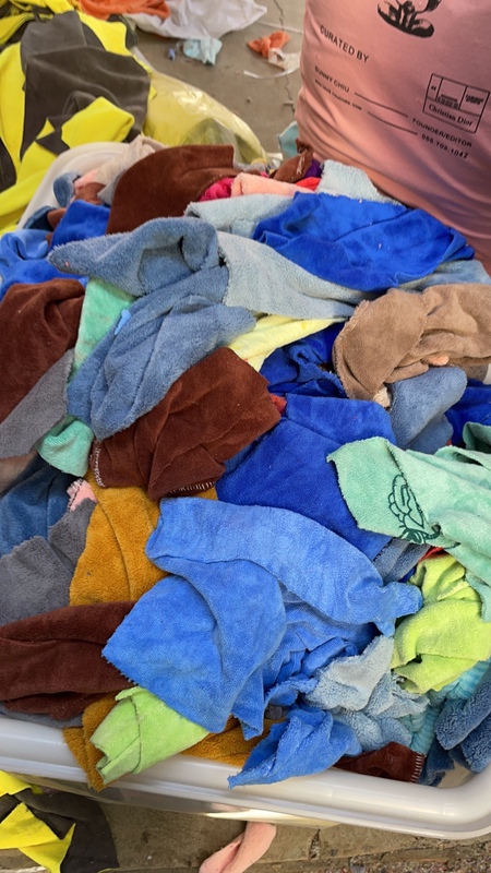 Towel Factory Surplus Fabric Scraps, Absorbent Cleaning Cloths, Industrial Machine Wiping Cloths, Coral Fleece Hair Drying Towels, Waste Cloth Direct Supply from the Source Manufacturer