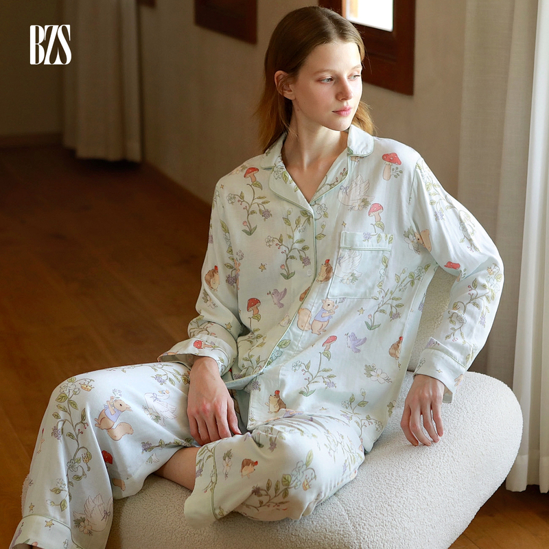Class a Summer New Style Bamboo Fiber Double-Layer Gauze White Swan Cute Animal Print Women's Long-Sleeved Pajama Set