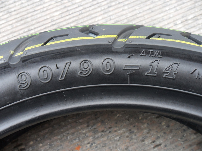 Lốp xe máy Trịnhxin 100/80 / 90-14 9090 lốp chân không 2.75 dao cong Youke lốp xe máy lốp xe máy sobek