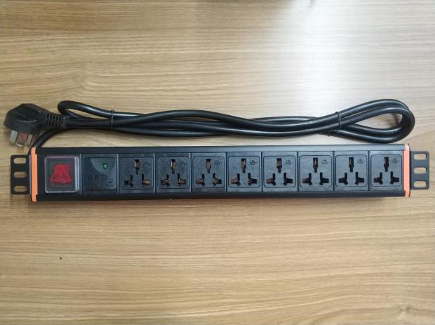 Special price PDU power socket cabinet dedicated 1 5U 8-bit plug-in row 16A switch lightning protection 1 8 meters