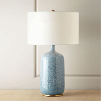 Nordic desk lamp bedroom bedside lamp creative Jingdezhen ceramic simple fashion model room villa hotel table lamp