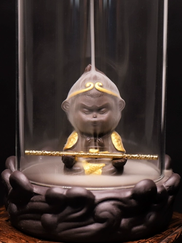 Douyin Zisha Перевернутая благовола -горелка Zen Sun Wukong Da Sheng Творческая домашняя комната очистить воздушную ароматерапевтическую печь