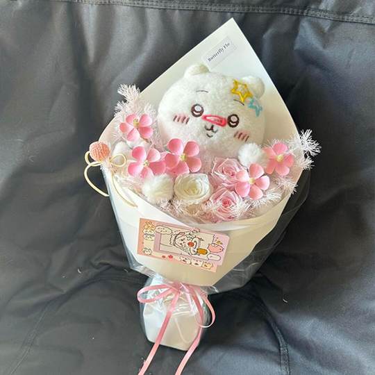 Bonito ramo de muñecas Usaki, ramo de chiikawa, flor de dibujos animados, producto terminado, práctico regalo de cumpleaños y San Valentín