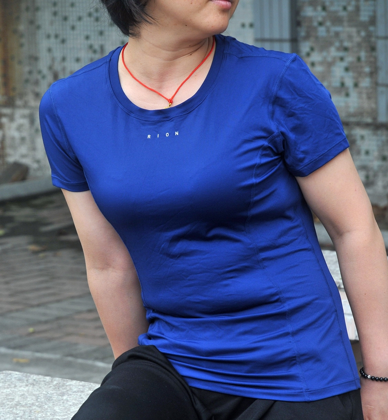 Asian Brands Red Sharp Women's Sports Running Yoga Elastic Breathable Short Sleeve T-shirt