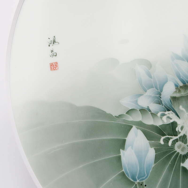 Orphan works are pure hand - made porcelain plate painting the sitting room porch corridor adornment Deng Hongchang "play" the Netherlands"