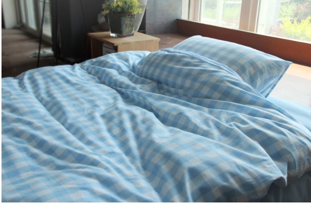 Chăn bông đơn giản sản phẩm giường Nhật Bản cotton màu tươi dệt kẻ sọc quilt đơn ký túc xá sinh viên - Quilt Covers chăn drap