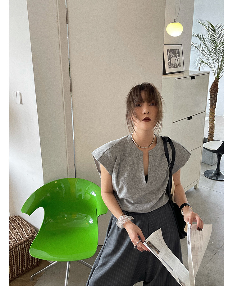 Стильные костюмы acsense 休闲运动套装女垫肩无袖背心短款t恤宽松阔腿长裤两件套