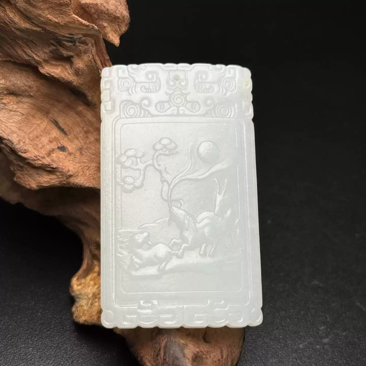 清代天然和田玉子冈牌玉佩挂件老玉和田玉浮雕人物子冈玉牌文玩