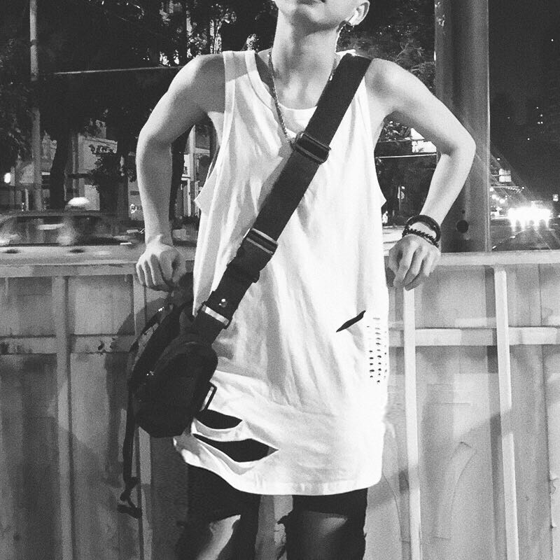 High street mourning beggars handmade knife cut hole lengthened hem white bottoming shirt vest men and women four seasons tide