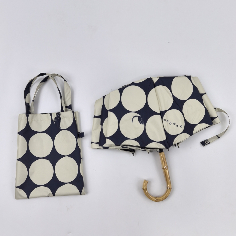 【Cat Big Polka Dot】Japanese Imported Bamboo 70% off Manual Lightweight Vinyl Windproof Portable Folding Umbrella for Sun and Rain 【Cat Big Polka Dot】Japanese Imported Bamboo 70% off Manual Lightweight Vinyl Windproof Portable Folding Umbrella for Sun and Rain