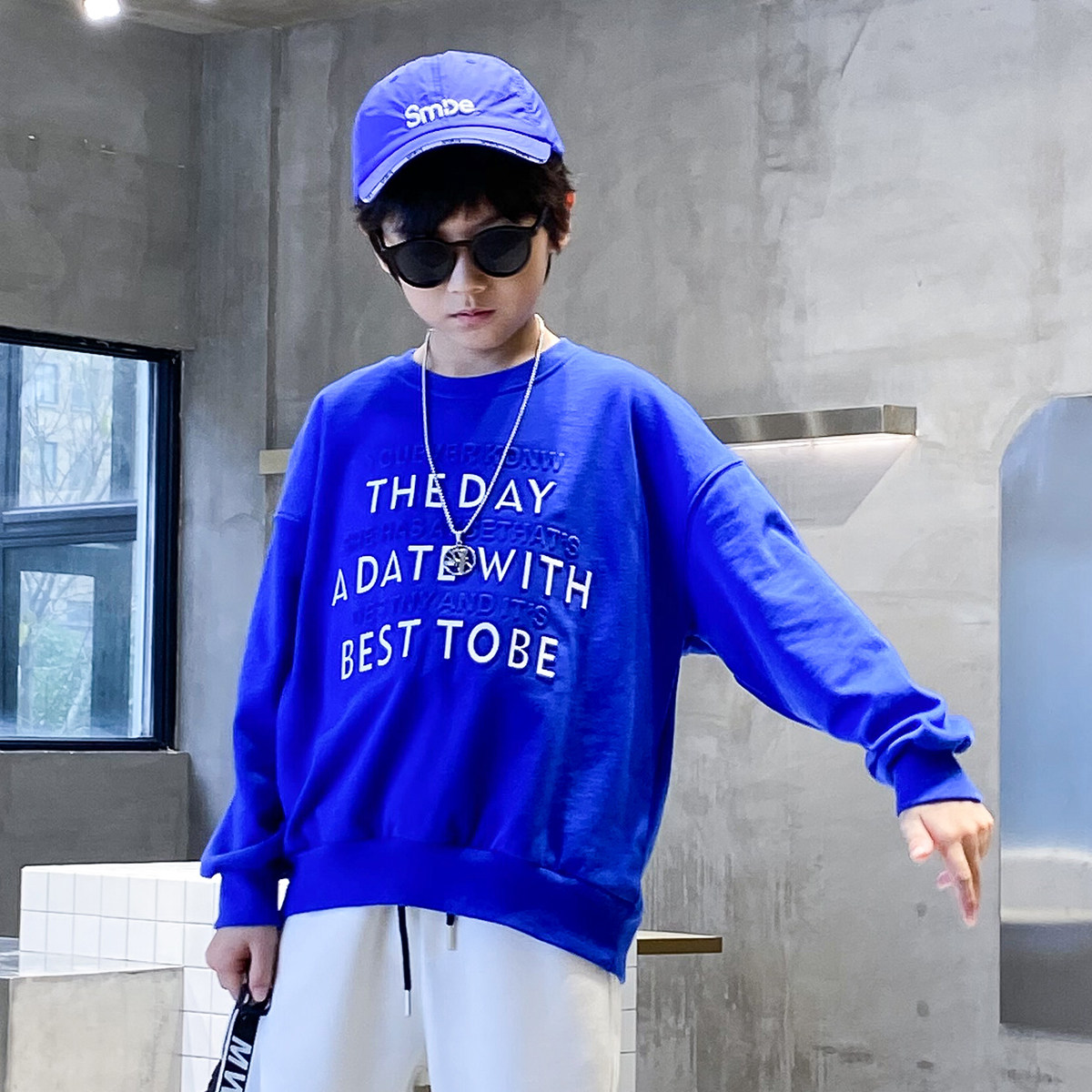 Children's letter printing thick cotton T2021 new autumn boy personality Hong Kong style foreign school children long sleeve coat tide