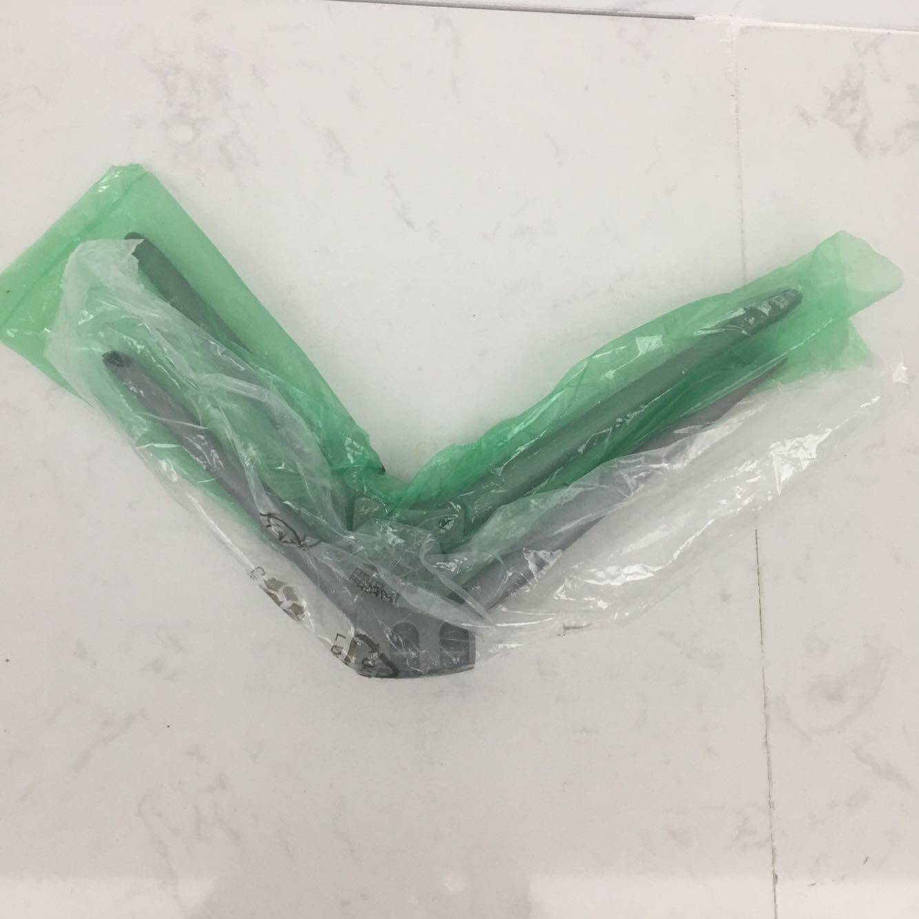 Suitable for LeTV TV 65 inch Y65 D65PUCNN TV base bracket feet to send mounting screws