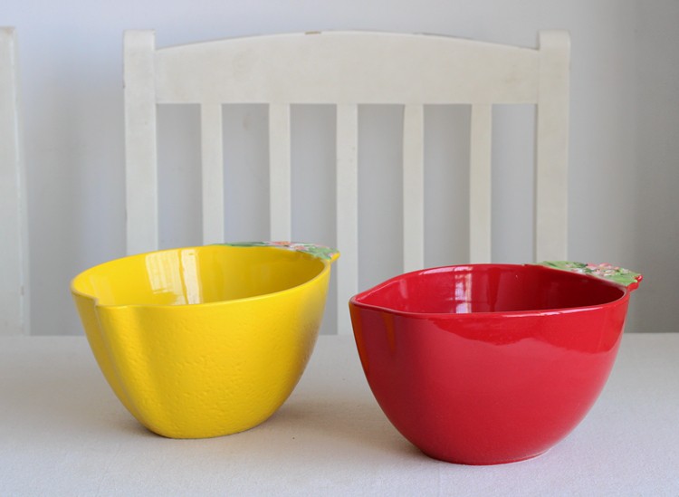 Ceramic Glaze Lower Color Strawberry Styling Big Fruit Bowl Salad Bowl Lemon Big Soup Bowl Fruit Styling Baking