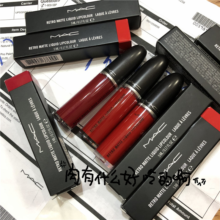MAC Lip Glaze 102Dance with me 104Fashion lengacy 105Feels so grand